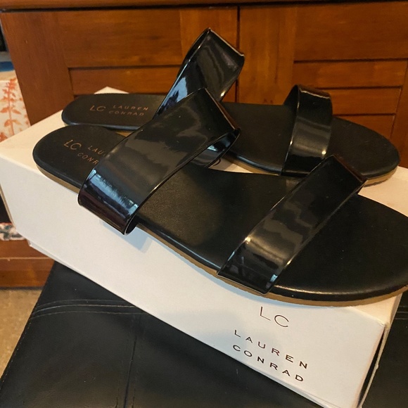 Shoes - Picture 1 of 4